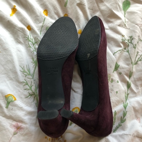 Stuart Weitzman Bordeaux Suede Chic Pump - Picture 5 of 8